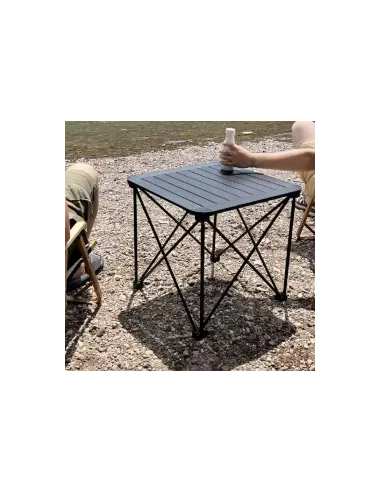 Table camping pliable 46×46×45cm légère, robuste et pratique
