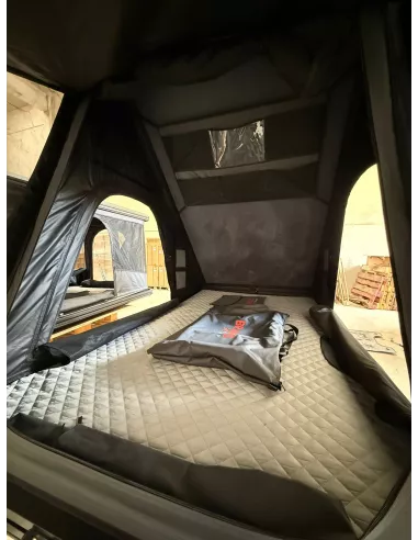 XPLORER Roof Tent 218×135×165cm Premium Comfort & Safety