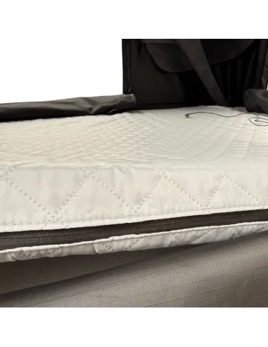 Namiot Dachowy EVEREST 218×135×165cm – komfort i ochrona